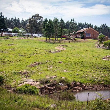 Rocks & Roses Farm Stay Lochiel Экстерьер фото