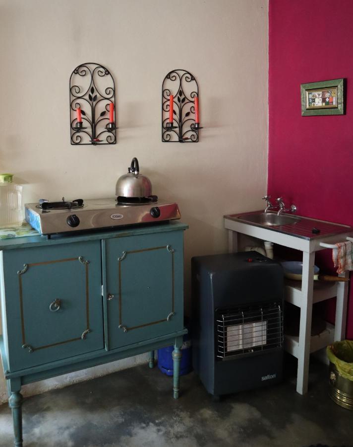 Rocks & Roses Farm Stay Lochiel Экстерьер фото