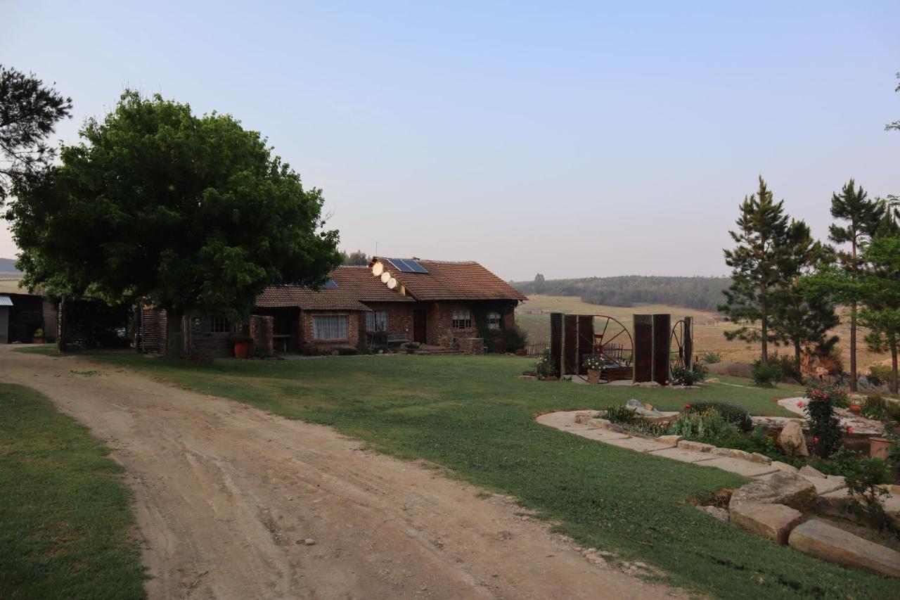 Rocks & Roses Farm Stay Lochiel Экстерьер фото