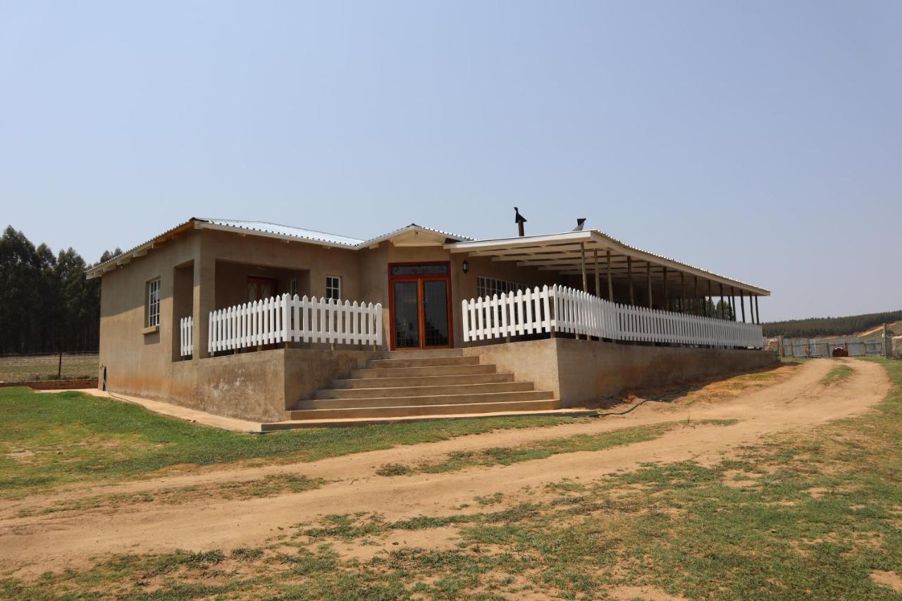 Rocks & Roses Farm Stay Lochiel Экстерьер фото