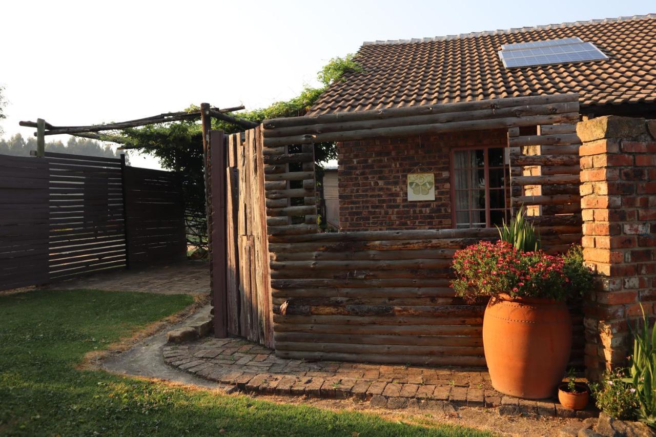 Rocks & Roses Farm Stay Lochiel Экстерьер фото