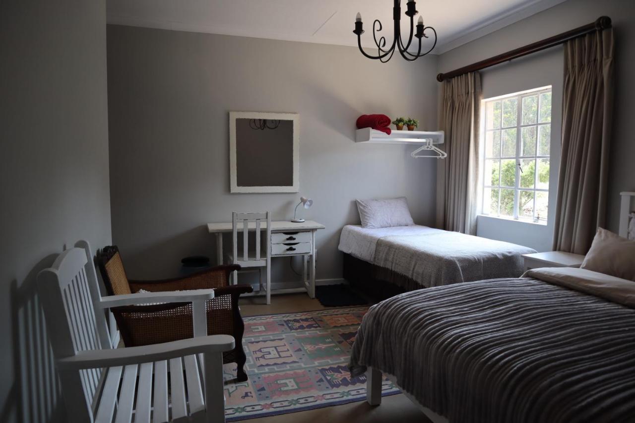 Rocks & Roses Farm Stay Lochiel Экстерьер фото