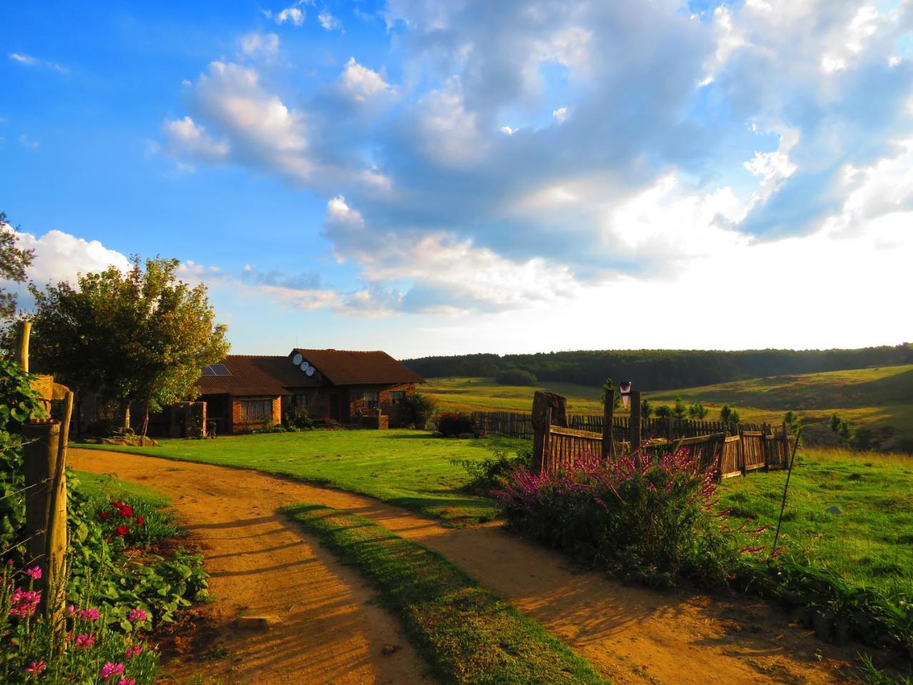 Rocks & Roses Farm Stay Lochiel Экстерьер фото